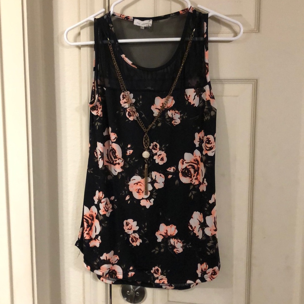 Floral top